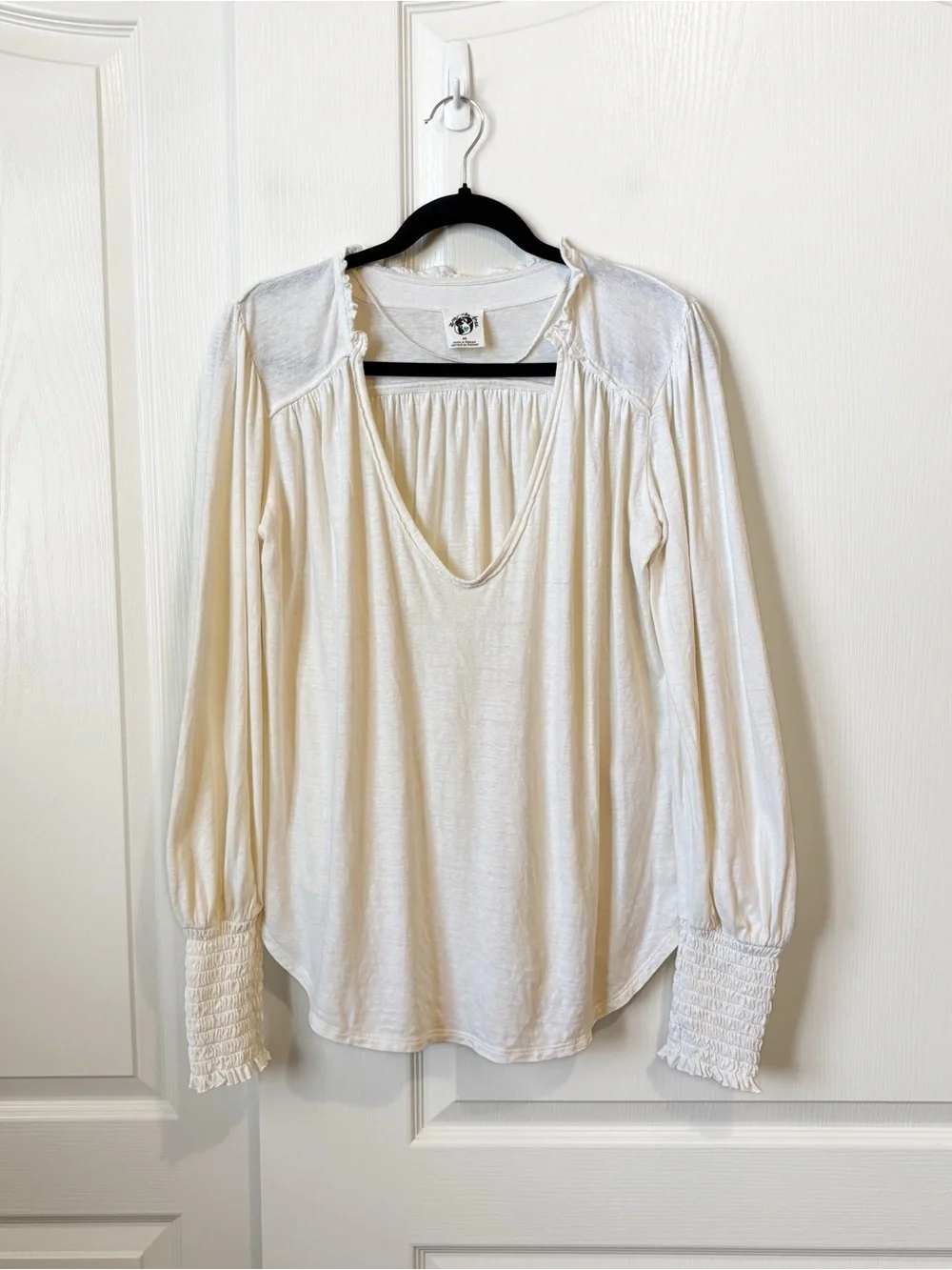 Free People We The Free Cream Long Sleeve V-Neck Blouse Hemp/Cotton Size XS